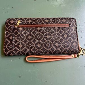 NWT Fossil Sydney Signature Long Zip Wristlet Clutch Wallet - Brand